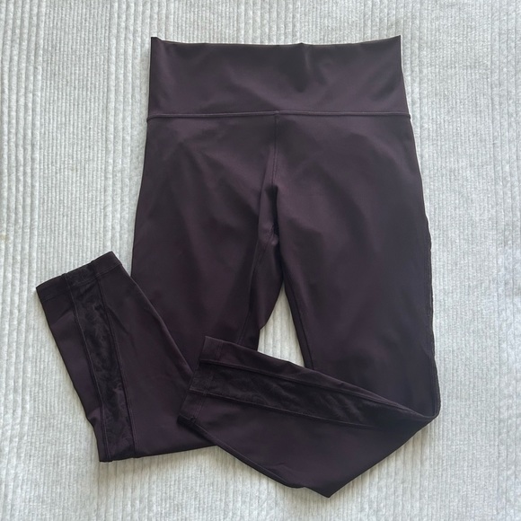 lululemon: Tights with Mesh/Lace Floral Detail (Size 10) - Picture 2 of 7